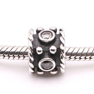 Authentic PANDORA Oxy Crown Charm - 790221CZ